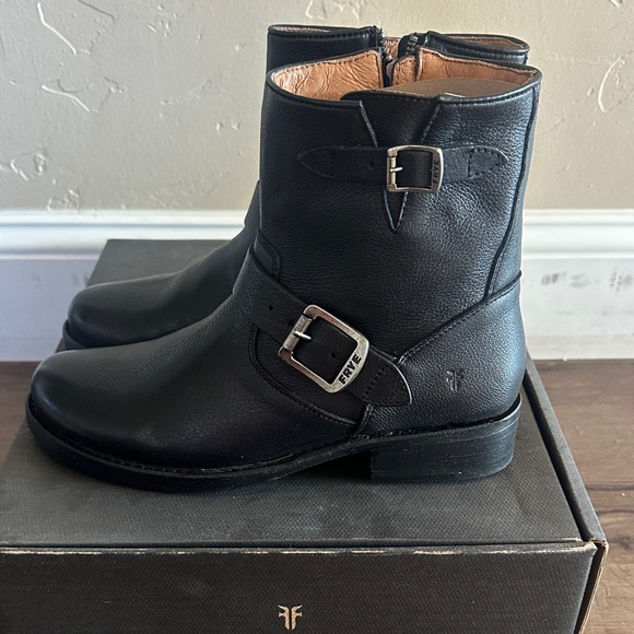 Frye Black Leather Ankle Boots-BNIB - Picture 4 of 4